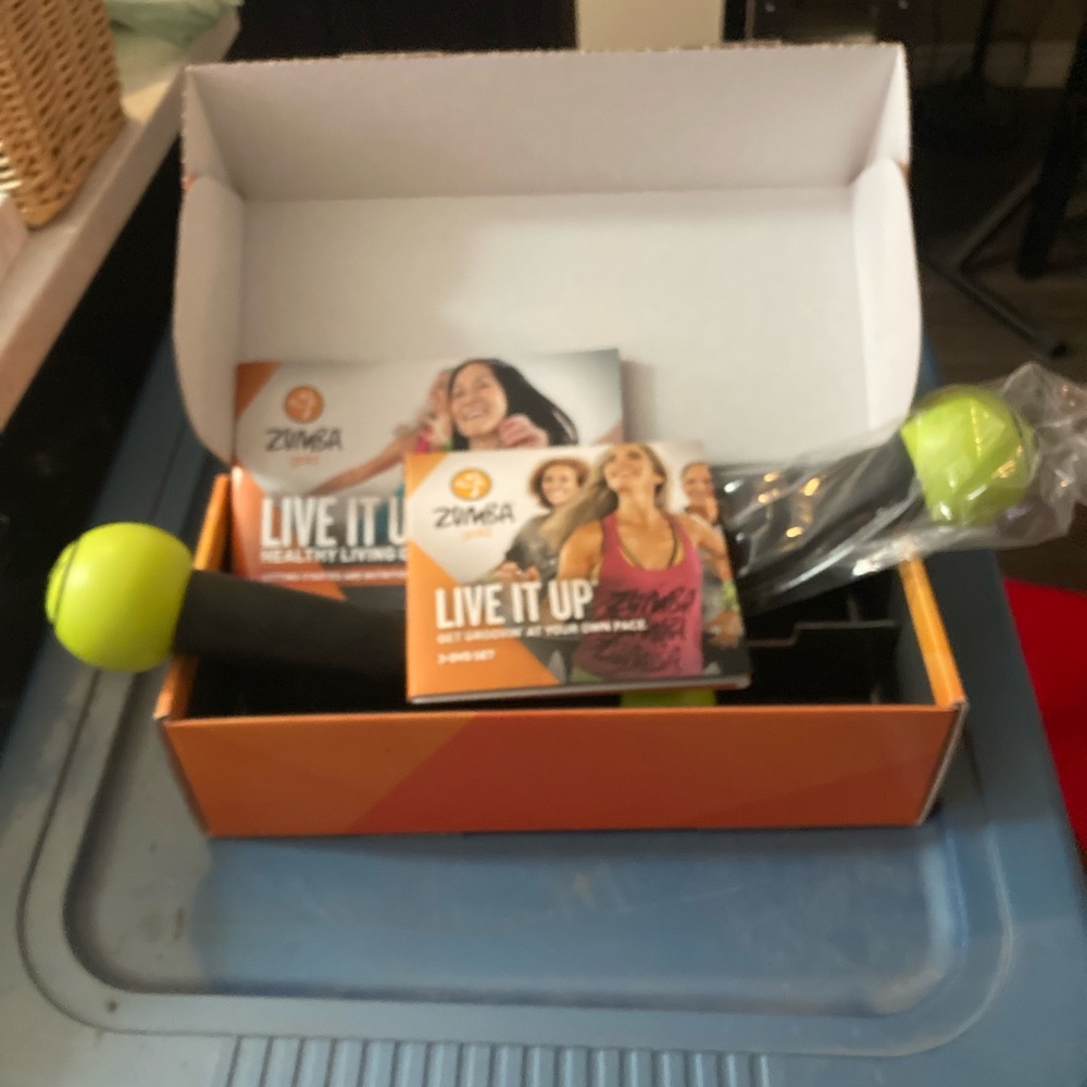 Zumba Gold Live It Up - 3 DVD + 2 Toning Sticks Dance Workout Exercise Fitness